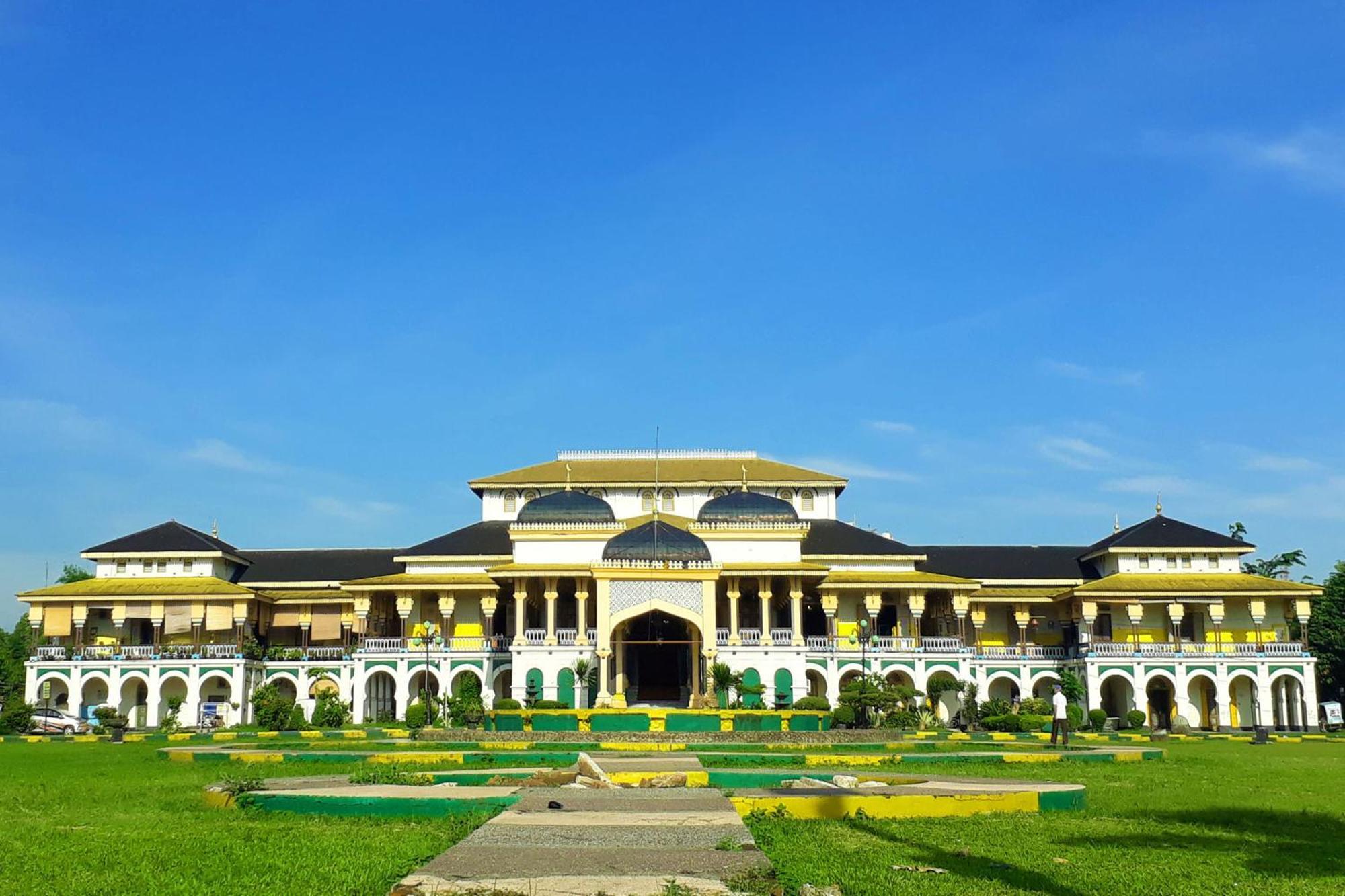 Oyo Life 1839 Samantha Kost Hotel Medan Exterior photo